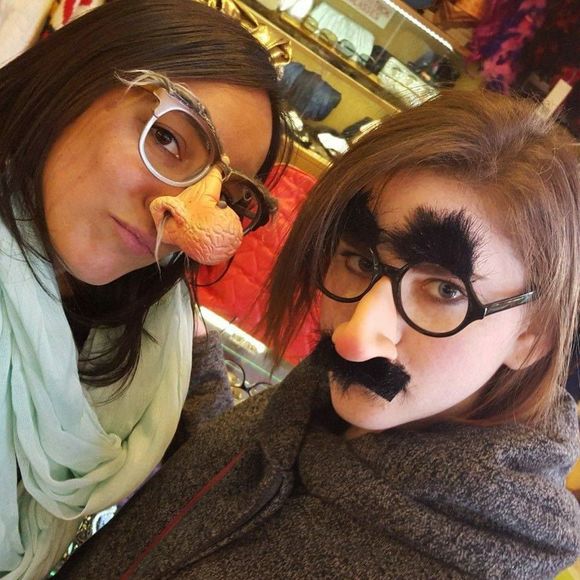 Meet your Posher, Sheena - Picture 1 of 1